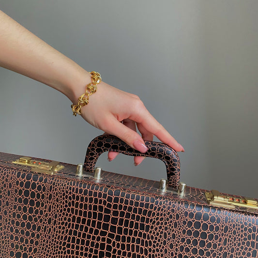 Vintage gold tone bracelet