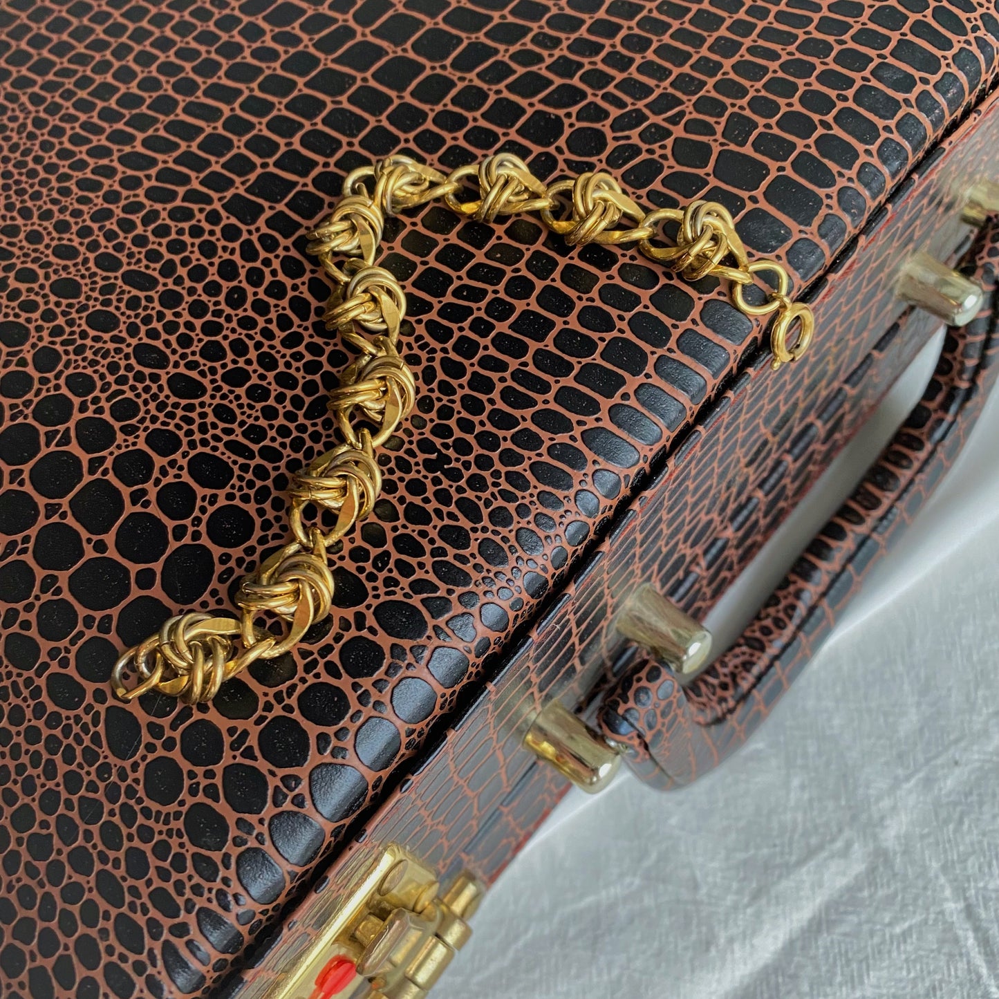 Vintage gold tone bracelet